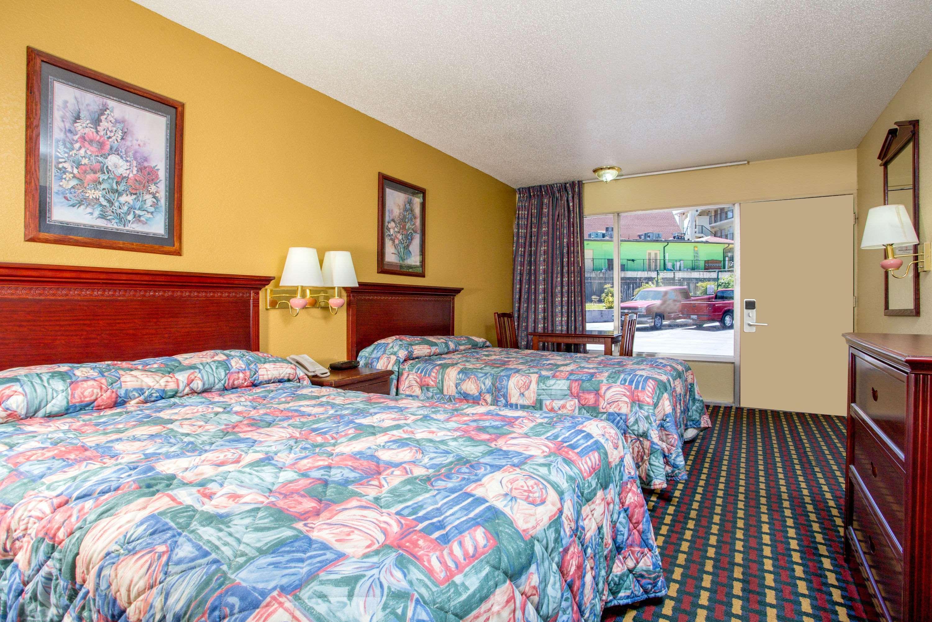Knights Inn Antioch Нэшвилл Экстерьер фото