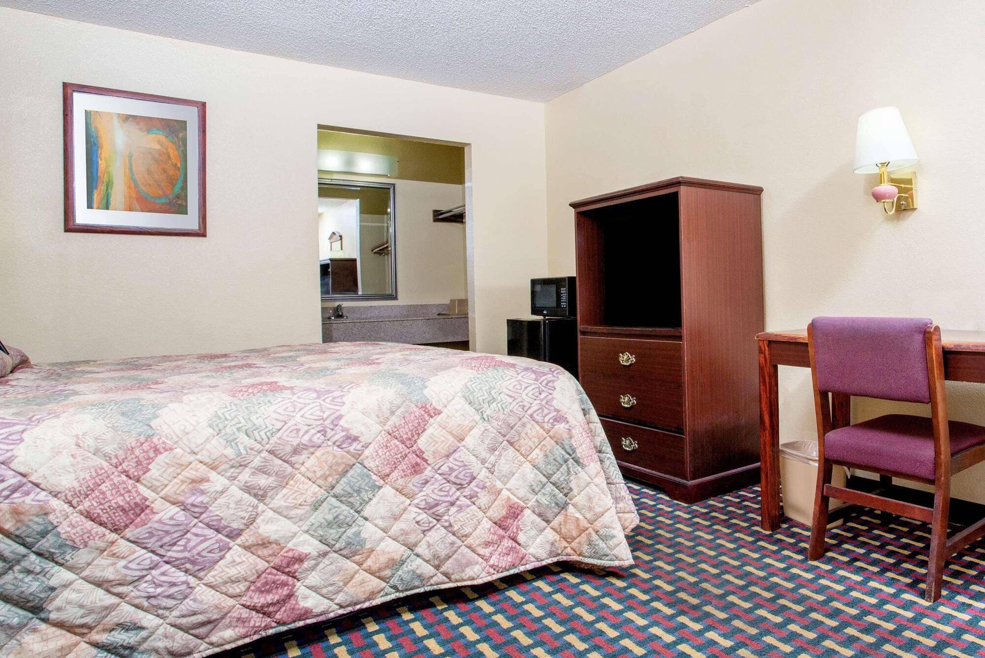 Knights Inn Antioch Нэшвилл Экстерьер фото