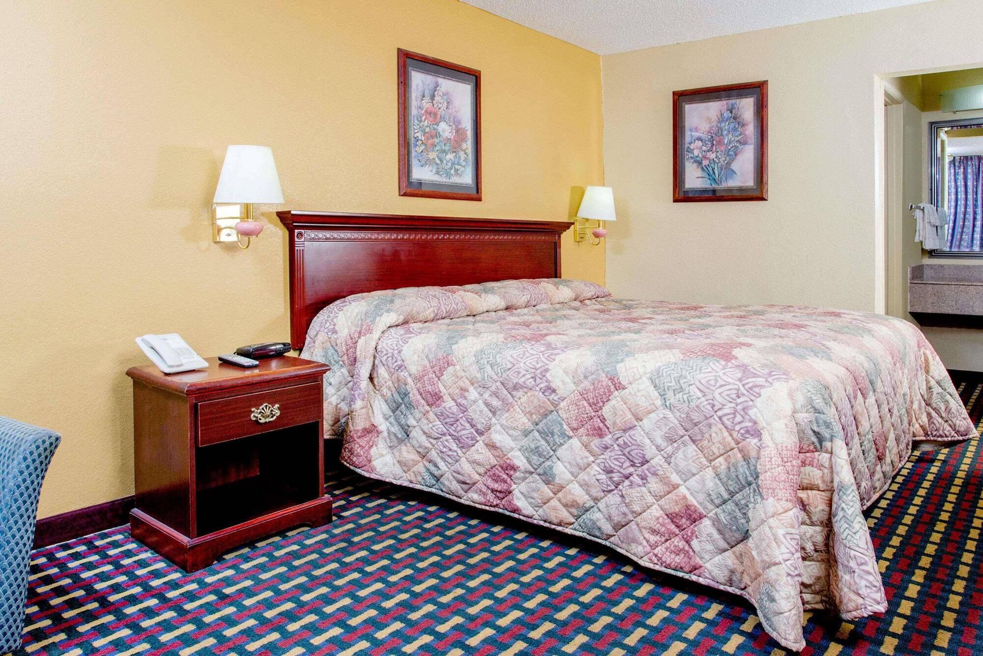 Knights Inn Antioch Нэшвилл Экстерьер фото